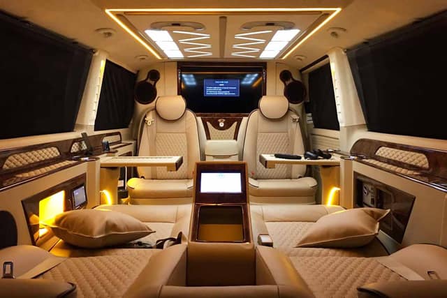 Istanbul: Private Transfer to/from Istanbul Airport (IST)
