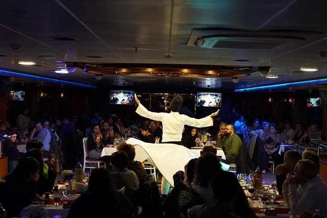 İstanbul: Bosphorus Dinner Cruise and Turkish Night Show