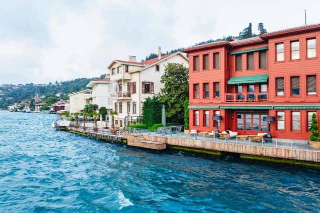 Istanbul Bosphorus Sunset Yacht Cruise