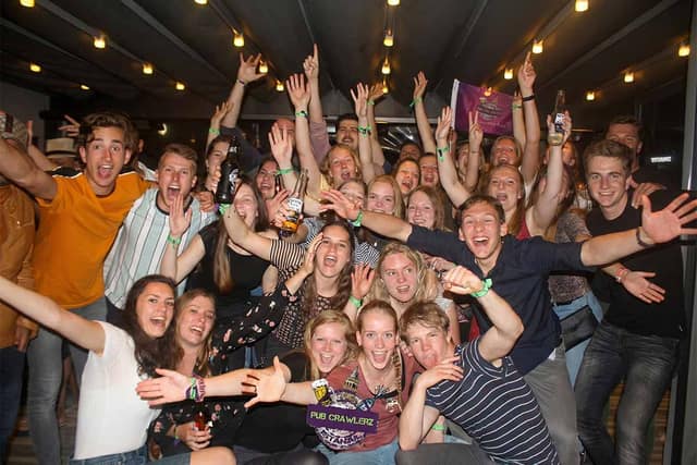 Explore Istanbul Night Life: Pub Crawl