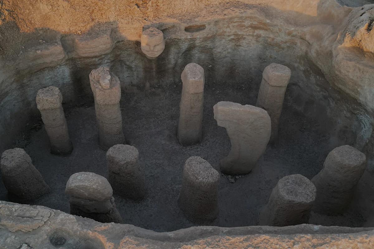 Carved pillars and human heads at Karahantepe near Şanlıurfa